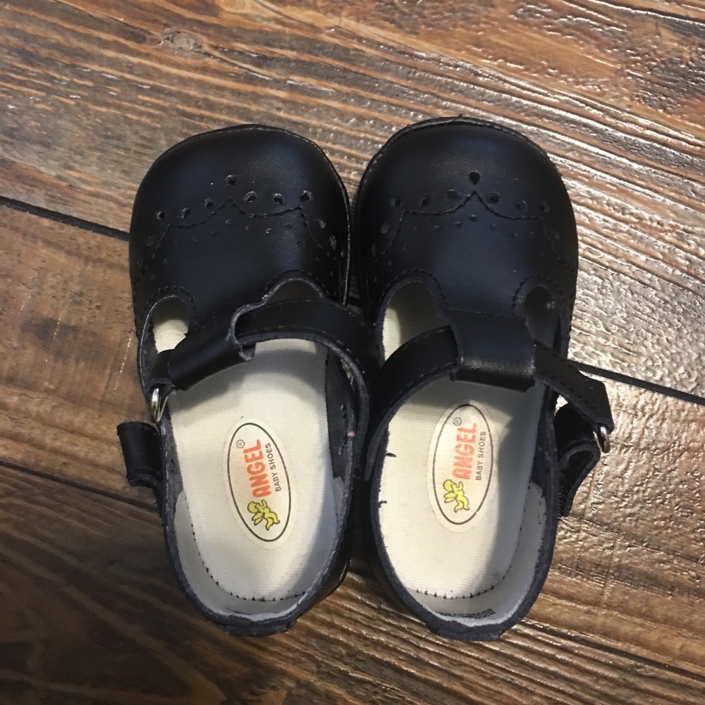 Dress shoes